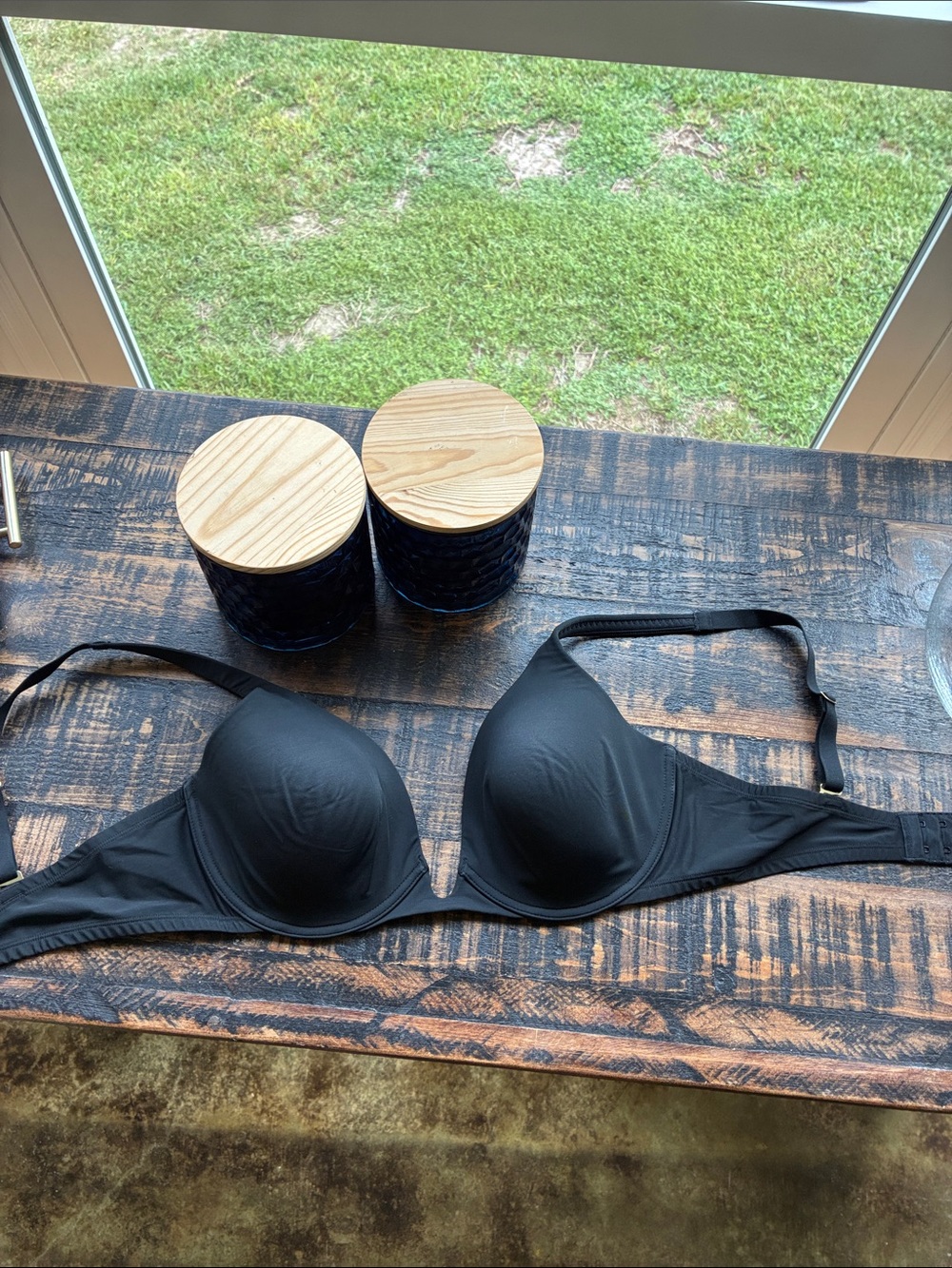 Black Underwire T-Shirt Bra - 36DD Natori